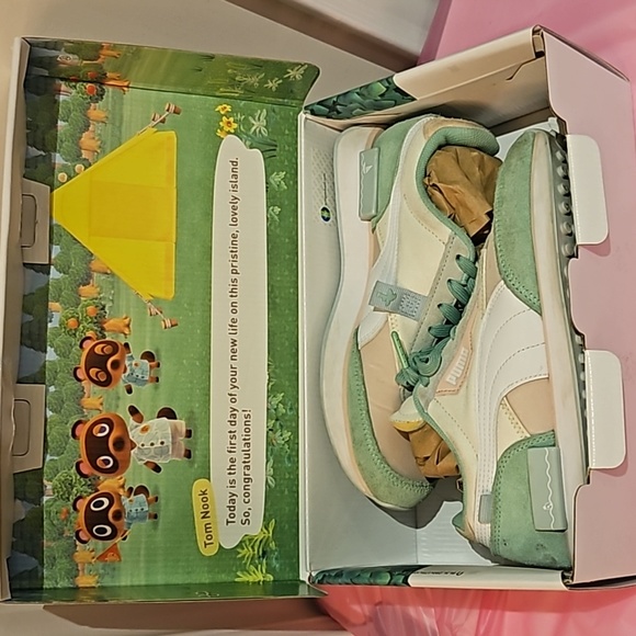 💯Auth PUMA x Animal Crossing™: New Horizons Future Rider Junior Size 5 S - Picture 11 of 11